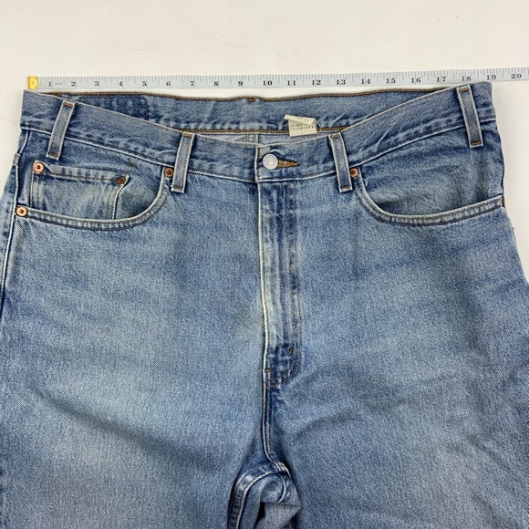 Vintage Levi’s 550 High Waist Jeans 38x32 - Picture 2 of 8